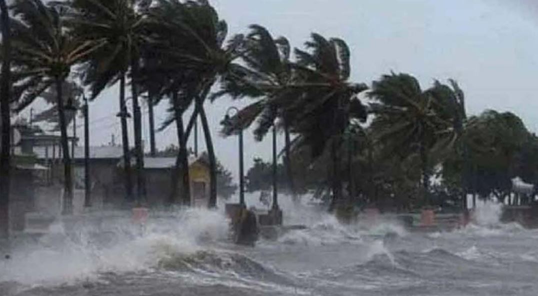 Cyclone Fengal: साइक्लोन फेंगल अंडमान सागर से उठी तबाही, देश के कई हिस्सों को प्रभावित करेगी