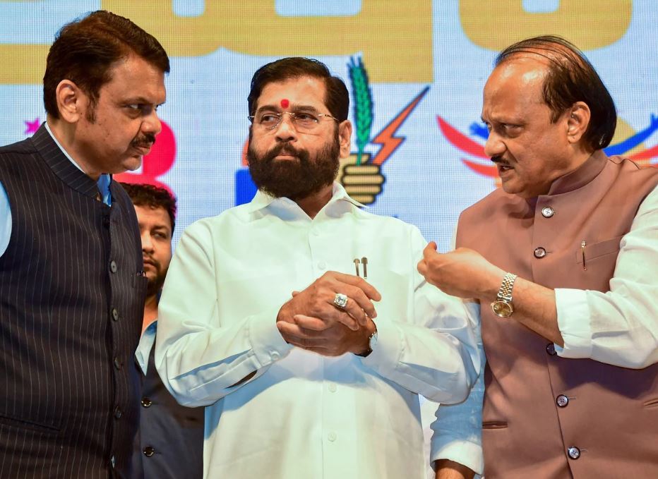 राउत ने नतीजों पर उठाए सवाल; बोले- लोग गद्दारों को कैसे जिता सकते हैं? अजीत पवार और एकनाथ शिंदे, उद्धव और शरद पवार से आगे 