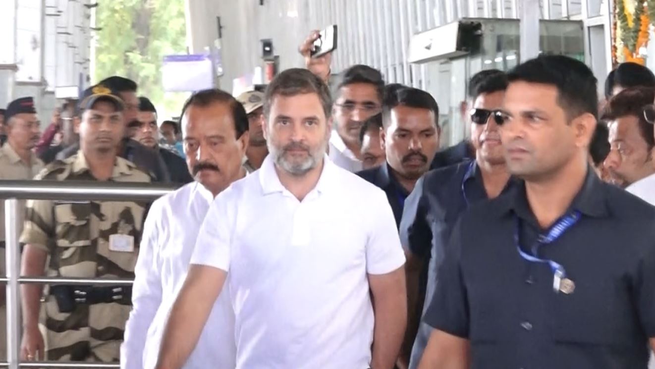 राहुल गांधी नागपुर पहुंचे