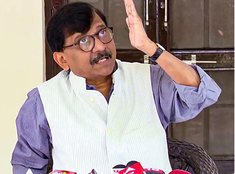 राउत ने नतीजों पर उठाए सवाल; बोले- लोग गद्दारों को कैसे जिता सकते हैं? अजीत पवार और एकनाथ शिंदे, उद्धव और शरद पवार से आगे