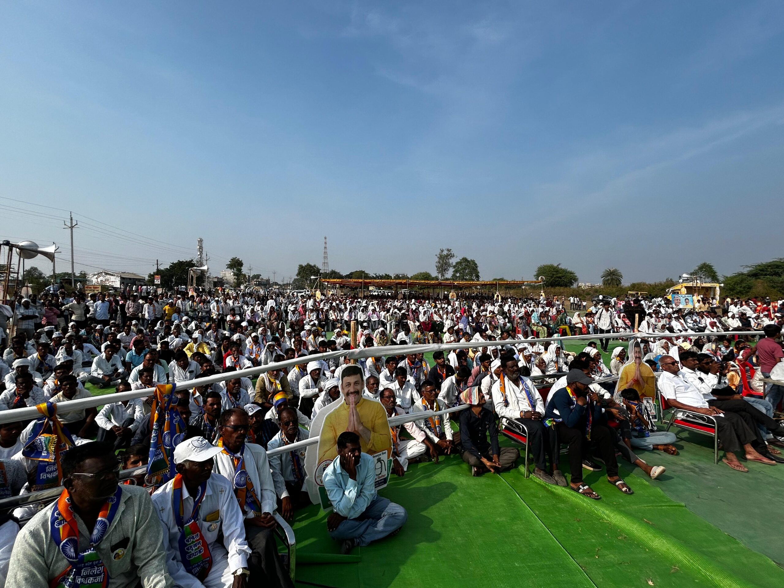 प्रकाश आंबेडकर ने कहा- कांग्रेस के चमचों से सावधान रहें
