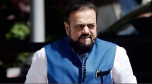 नवाब मलिक से लेकर अब्बू आजमी तक की साख दांव पर, आखिर क्या चल रहा है मुंबई की हाई प्रोफाइल सीट पर 