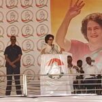  प्रियंका गांधी ने कहा महाराष्ट्र में लगने वाले प्रोजेक्ट गुजरात चले गए