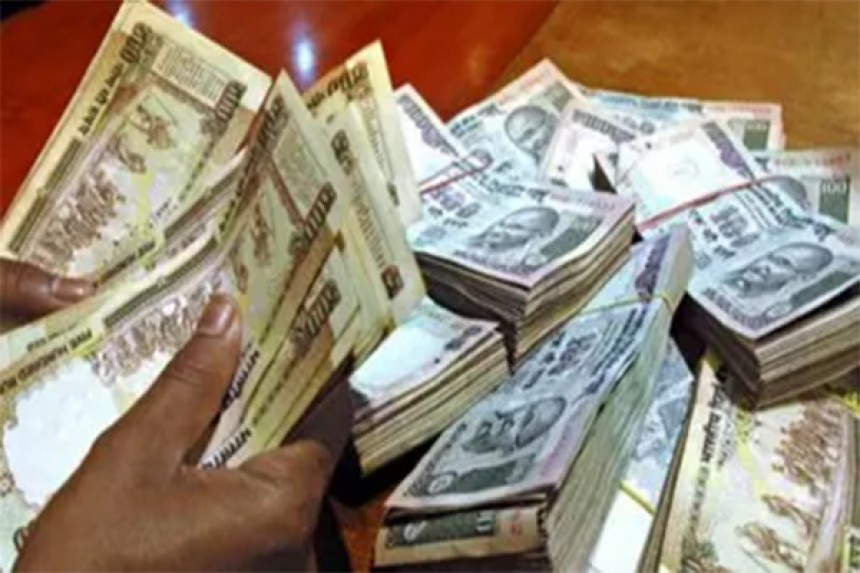 एटीएम बैंक वैन से कैश जब्त