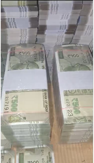 अकोला में नकली नोट पकड़े