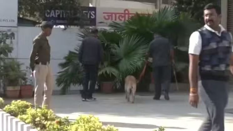 नागपुर में बम धमाकों की धमकी,