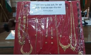 शादियों में नाबालिग द्वारा गहने चोरी की गैंग को एमपी से पकड़ा