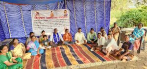 रिलायंस नागोठाणे कंपनी के खिलाफ भूखहड़ताल