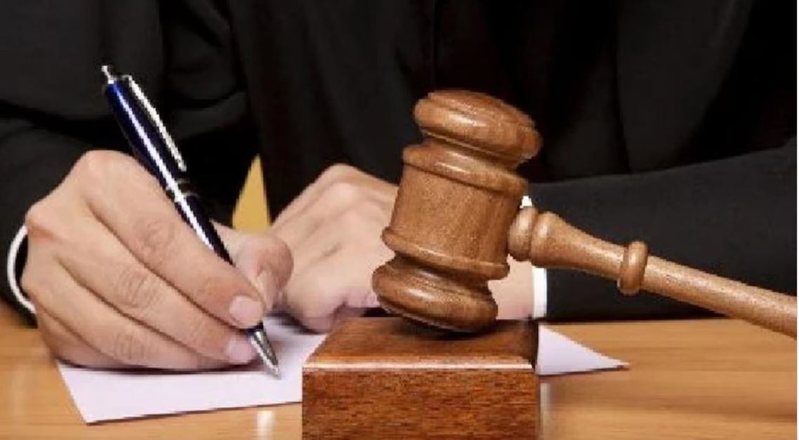 सुप्रीम कोर्ट ने कहा अदालतें मंदिर-मस्जिद विवादों पर न फैसला सुनाएं और न ही सर्वे का आदेश दें