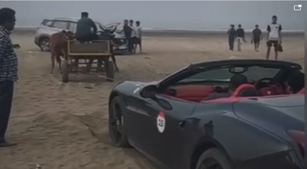 जब फेरारी को चलाने लेना पड़ा बैलगाड़ी का सहारा, देखे वीडियो