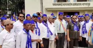 रायगड में मार्च निकाला