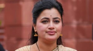 महायुति में बगावत के संकेत: कैबिनेट में जगह नहीं मिलने पर कई नेता शीतसत्र छोड़कर गए