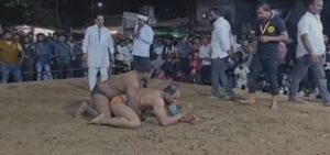 पहलवानों ने ठोंकी ताल, कई प्रदेश के पहलवान पहुंचे, महिला पहलवानों ने भी दिखाया दम 