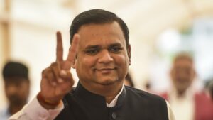 राहुल नार्वेकर के रूप में फिर एक बार सदन को मिला युवा सभापति मिला
